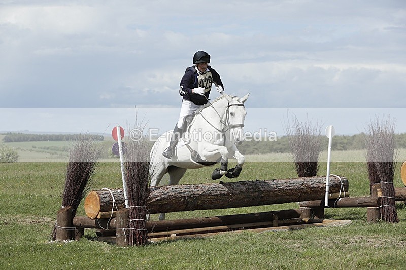 BVHT 140517  NXC -553 - Class 2 XC Novice 14/05/17