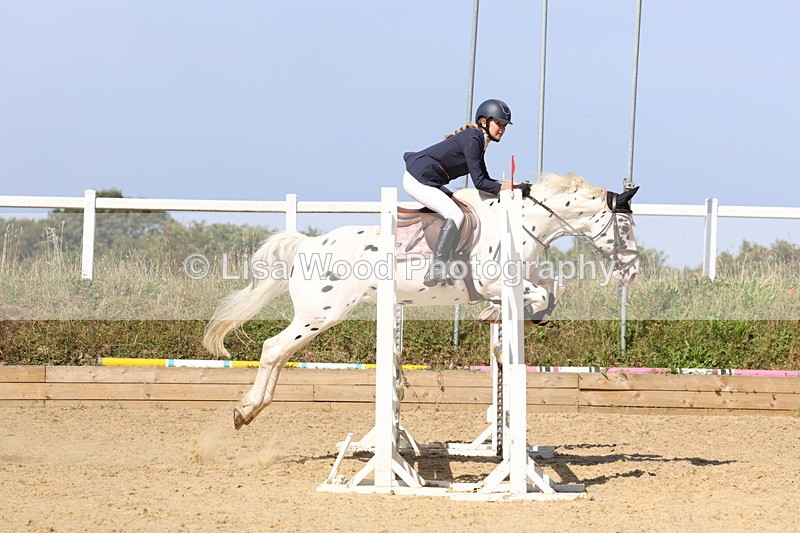 3E7A1250 - Class 8: 80cm Junior