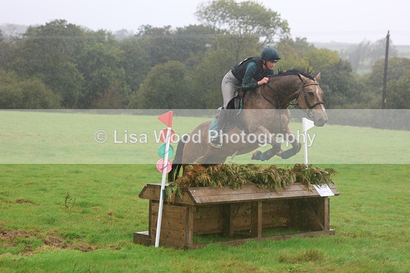 3E7A1892 - Class 4: 80cm: Box