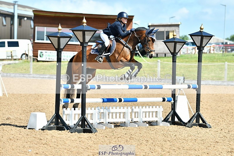 230624A-104927-00337 - Cls 37 Springboard 128 + 138cm