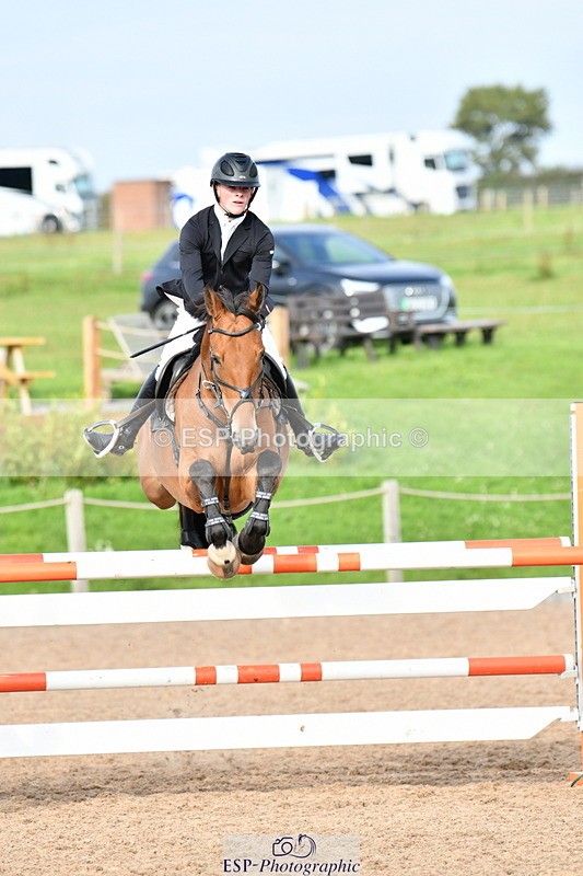 240915A-163906-11063 - Cls 30 Snr Foxhunter