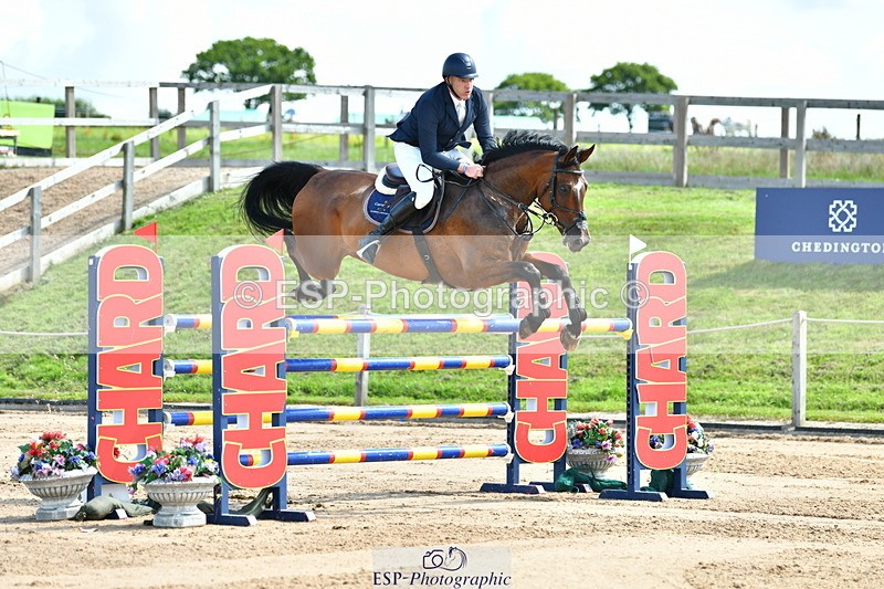 230720A-105151-01995 - Cls 5, 2 Star Medium 1.35m