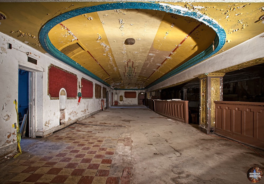 Variety Theatre (Cleveland, OH) | Ceiling Molding - Variety Theatre