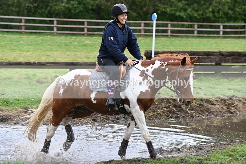 WJ6_6524 - Time at Photographer 12:41 to 13:05