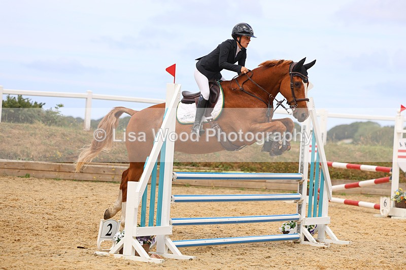 3E7A5184 - Class 4: Senior British Novice/90cm open
