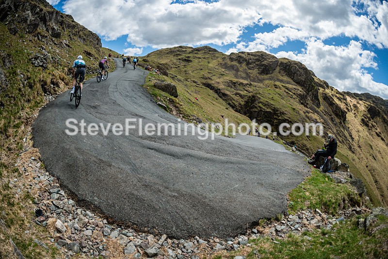 122133 - Hardknott Hairpin 12.00 - 13.00