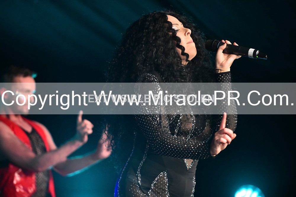 SH4_6731 - The Cher Experience