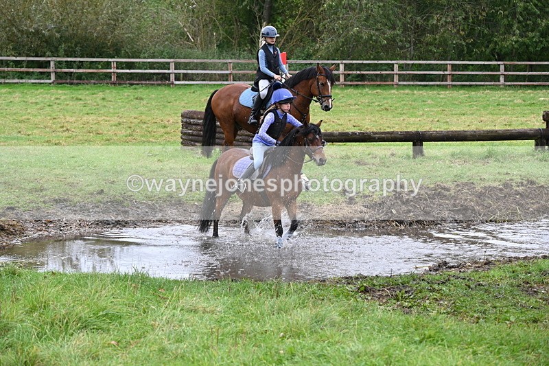 WJ6_7226 - Time at Photographer 13:23 to 13:49