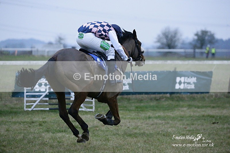 PtP 230122 884 - Cocklebarrow Races - Heythrop Hunt - 23/01/22