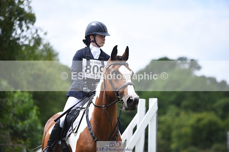 240630-130758-01260 - 809-Ella_Gilber-Coded_Country_Eva