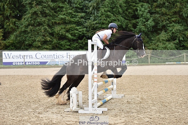 240802-101824-00785 - 70cm Round 1