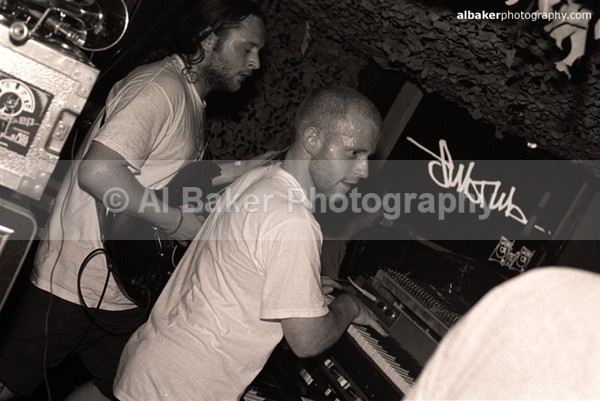 36 rsl - Sub Tub @ music box 02.06.02