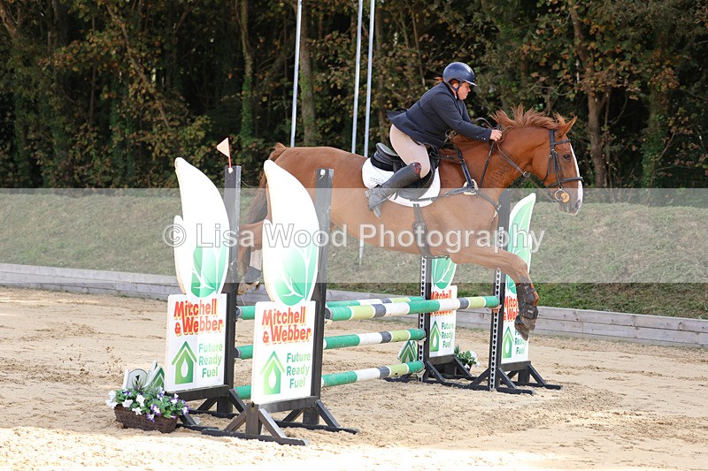 3E7A2097 - Class 4: Senior British Novice/90cm open