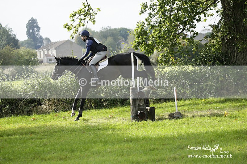  WWHT 171021 2905 - Intermediate (0.90m)  17/10/21