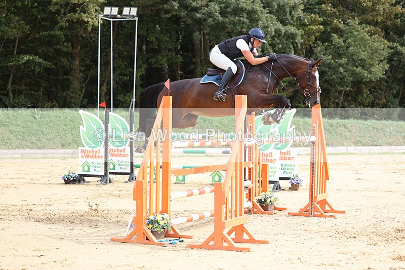 3E7A4604 - Class 9: Senior 1.30m open
