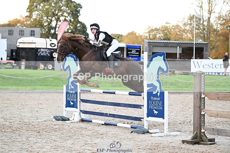 241117-152946-04781 - Cls 4 100-105cm