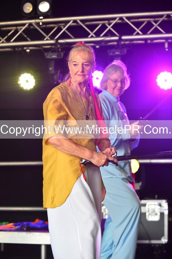 SH4_1592 - Tai Chi with Lisa Kay.
