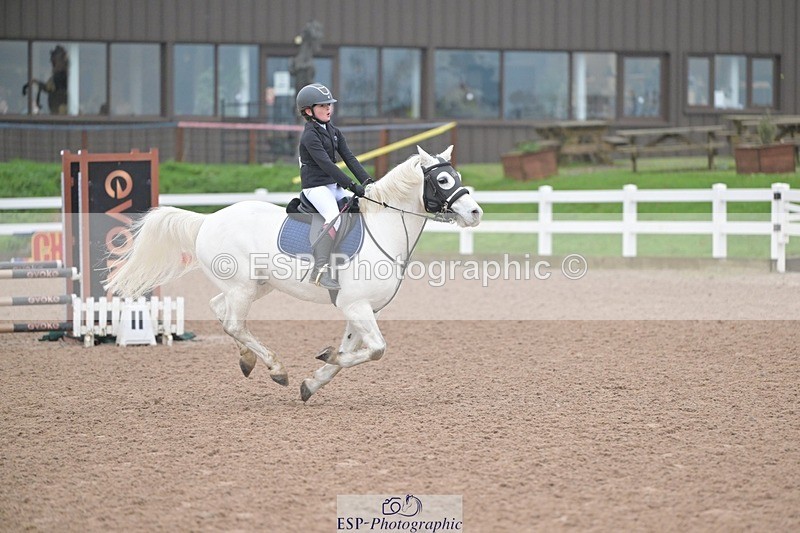 251116-105334-01201 - Cls 4 Pony British Novice and 80cm Open