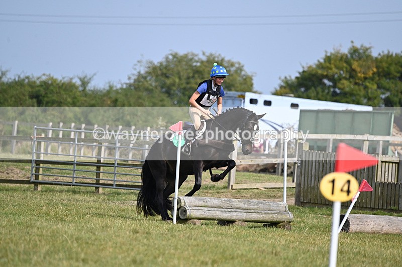 WJ6_2484 - 60cm XC Time 14:21 to 14:47
