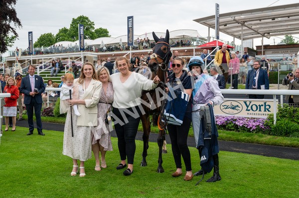 250524-Race 4-Term Of Endearment-0403 - Race 4 3.20pm William Hill Bronte Cup Fillies' Stakes