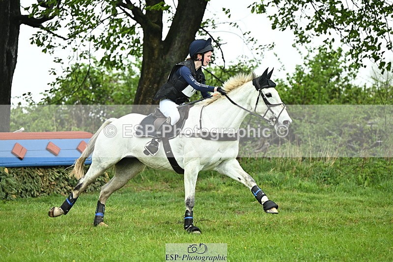 250418-101635-01374 - 118-Poppy.Turriff-LANDSBROOK.FAERIE.TALE