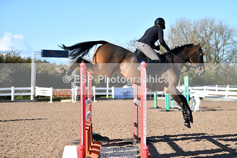 231110A-131624-00504 - Cls 5 Newcomers & 1.10m Open