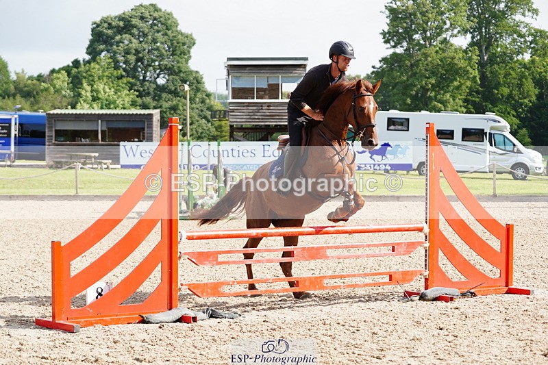 250613A-090254-01033 - Cls 8 85cm Schooling Round