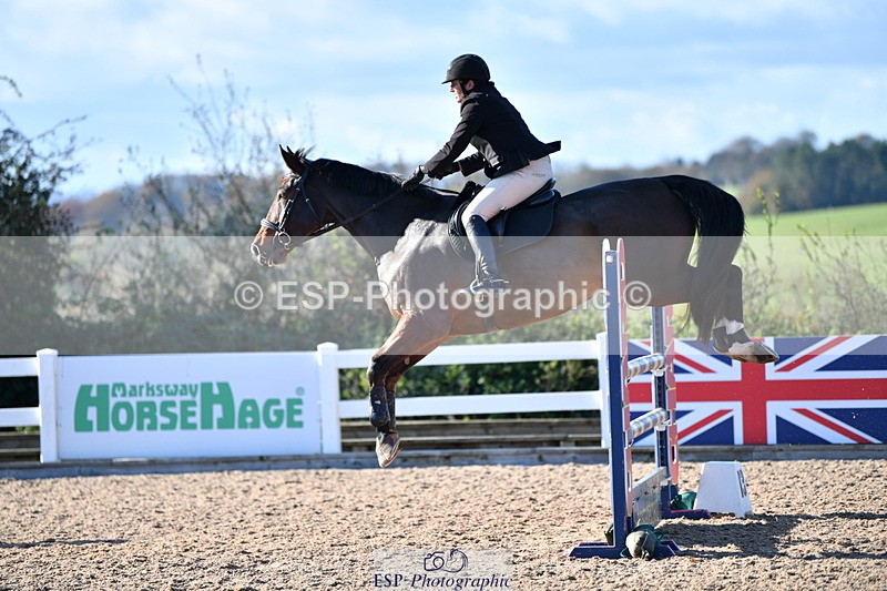 231110A-134805-00671 - Cls 5 Newcomers & 1.10m Open