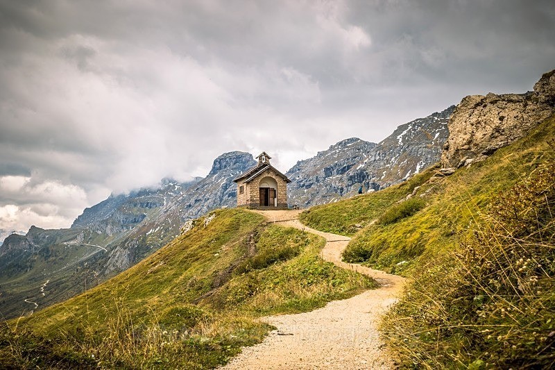 PHEA1756_Churc On The Hill - Landscapes
