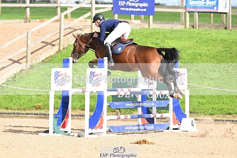 251005-142634-03898 - Cls 21 Newcomers and 1.10m