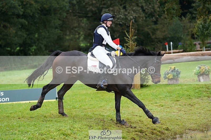 231021-115034-15627 - 645-COOLEY.CORPELLO-Francesca.Swallow-SC+XC