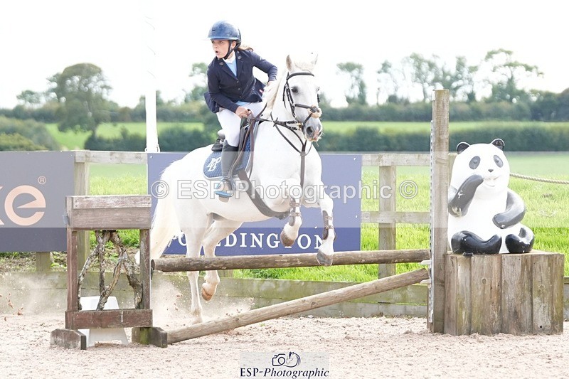 250921-150146-03767 - Cls 20 Pony 80cm Derby