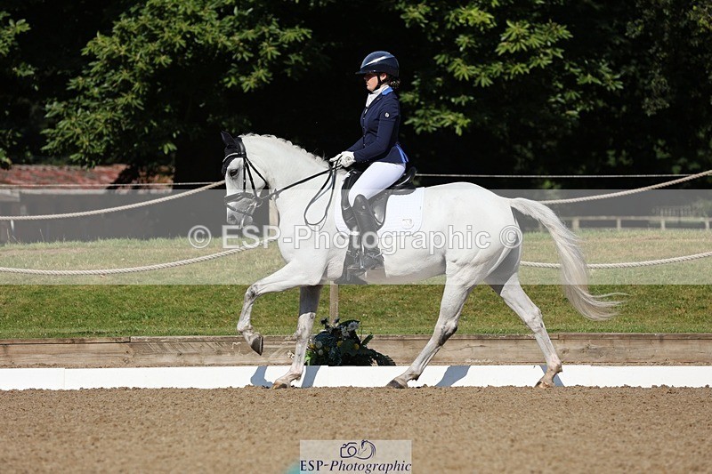 240719-093416-00195 - 288-Brooke_Howells-STARBORN_TWO_STEP