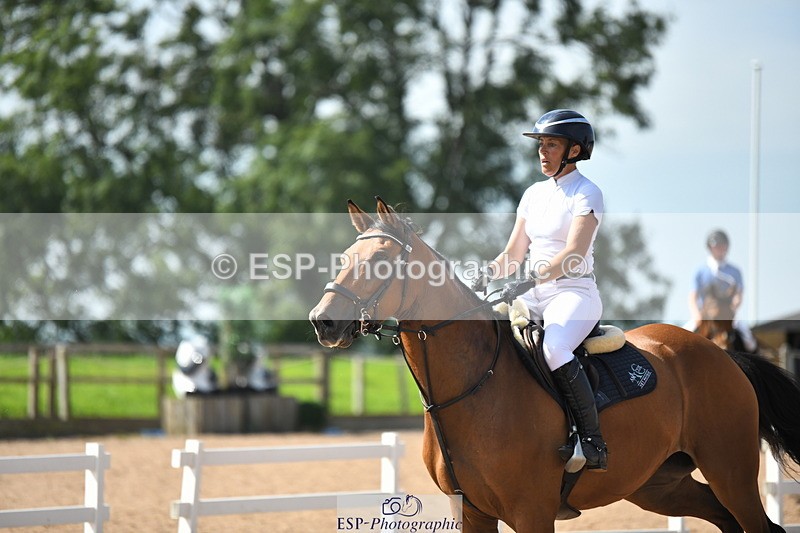 230903A-121228-04316 - Cls 14 1.10m Amateur Quali