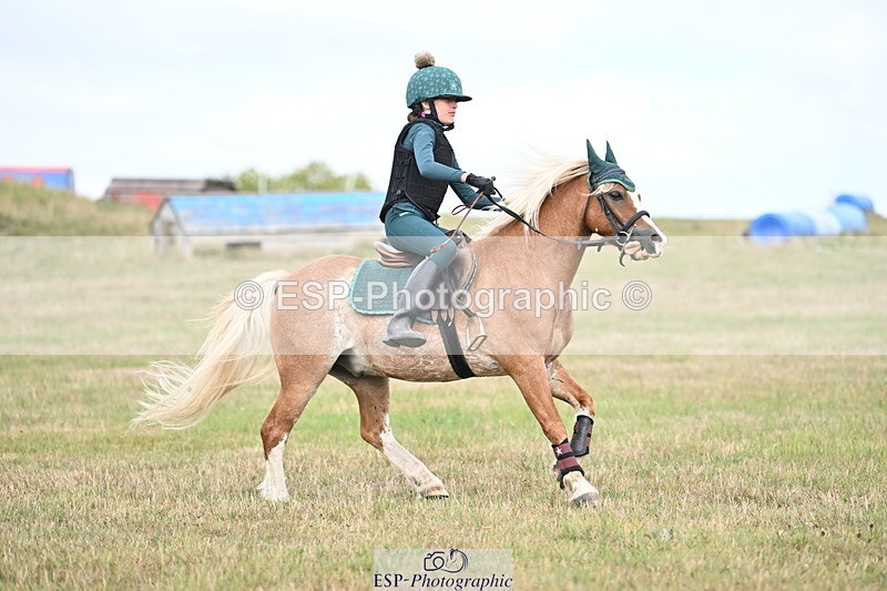 250821B-112802-00308 - Group C - Laraine