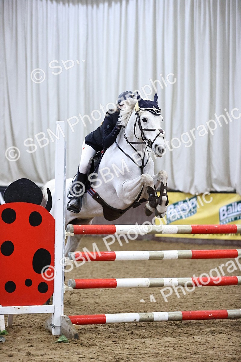 SBM_000794 - Class 4 - Blue Chip Pony Newcomers - 1.00m