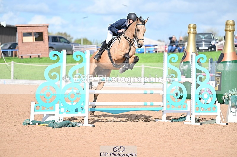 231014A-124431-04653 - Cls 19 1.15m Members Cup