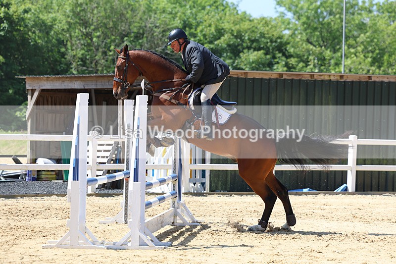 3E7A9479 - Class 8: Senior 80cm