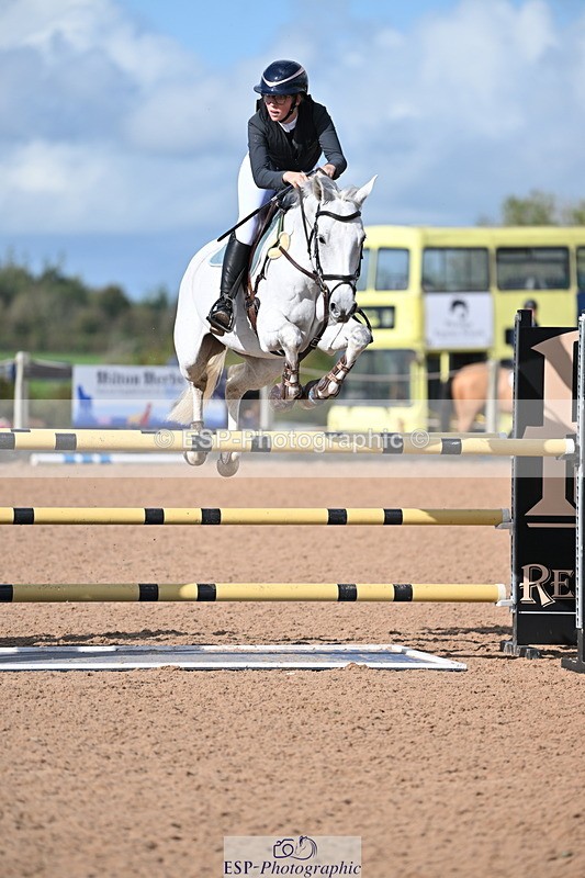 231014A-124213-04637 - Cls 19 1.15m Members Cup