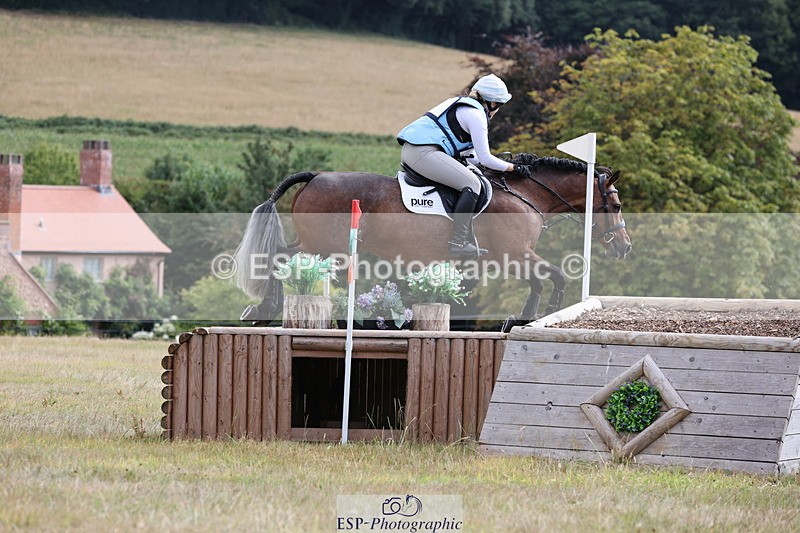 250802A-095940-00764 - A-001-Megan.Elphick-RIVENDELL.ARWYN