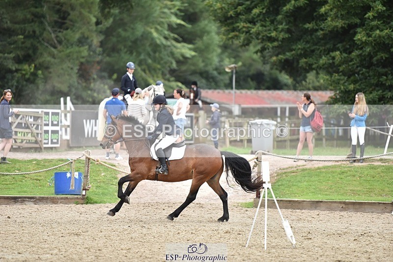 240802-105952-01042 - 80cm Round 1