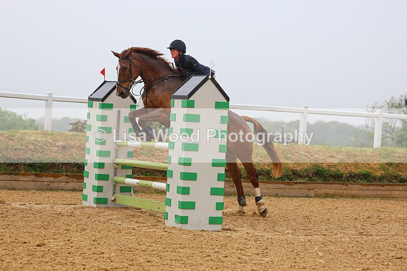 3E7A7141 - Class 7: Senior Newcomers/1.10m open