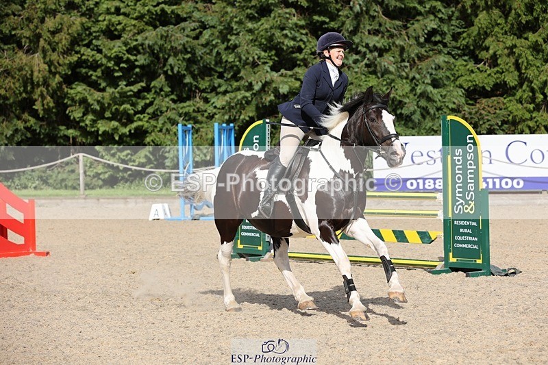 240615-171727-02526 - Cls 13&14 Club and Schools 90cm