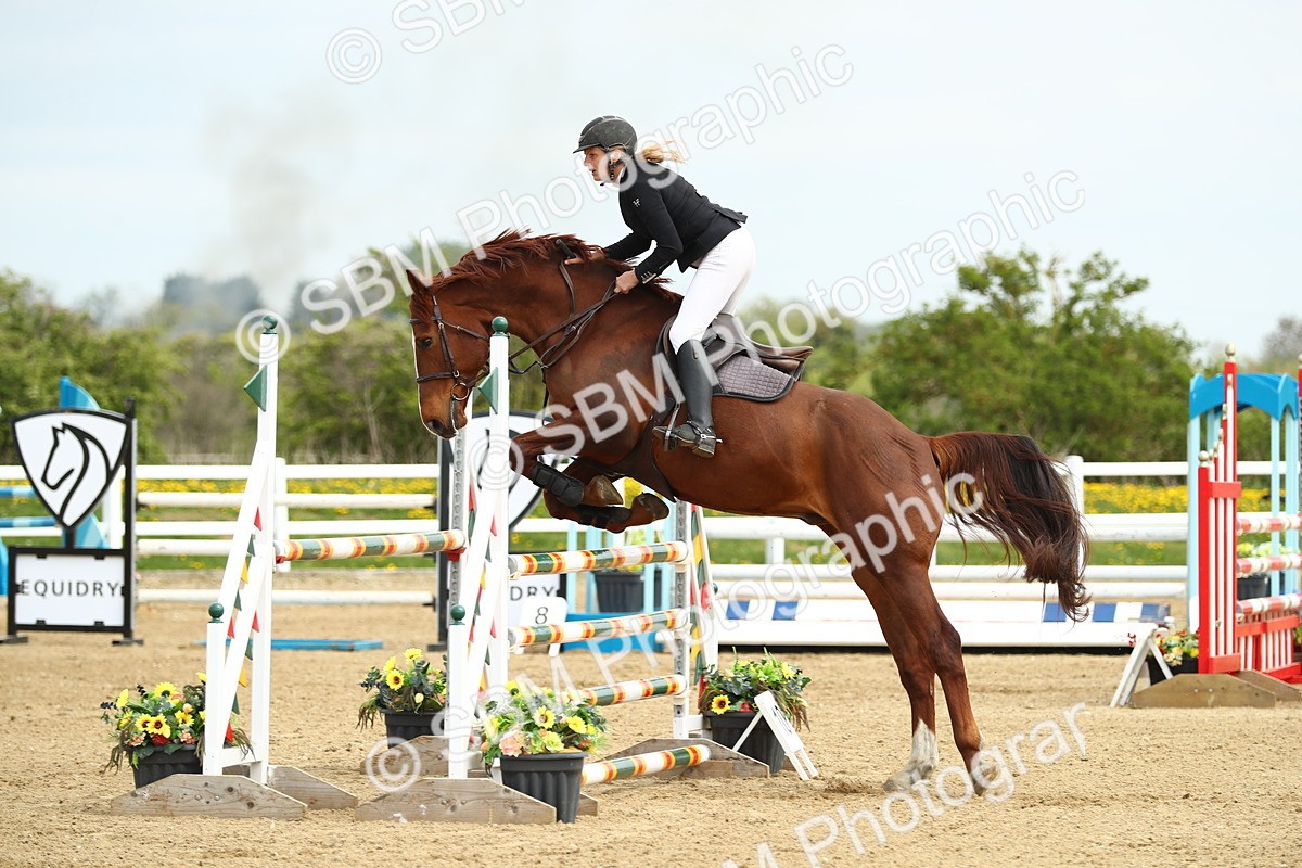 SBM_001141 - Class 4 - Senior Newcomers 1.10m