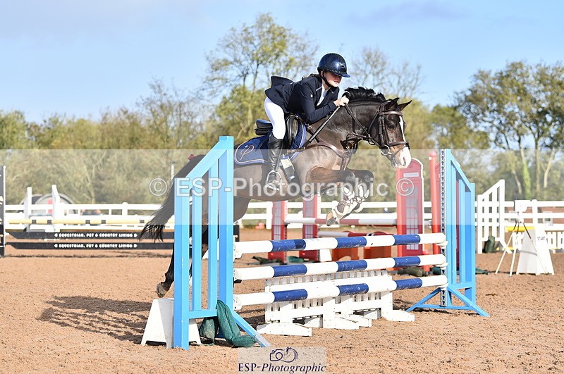 231028A-110424-00679 - Cls 2 British Novice & 80cm Open