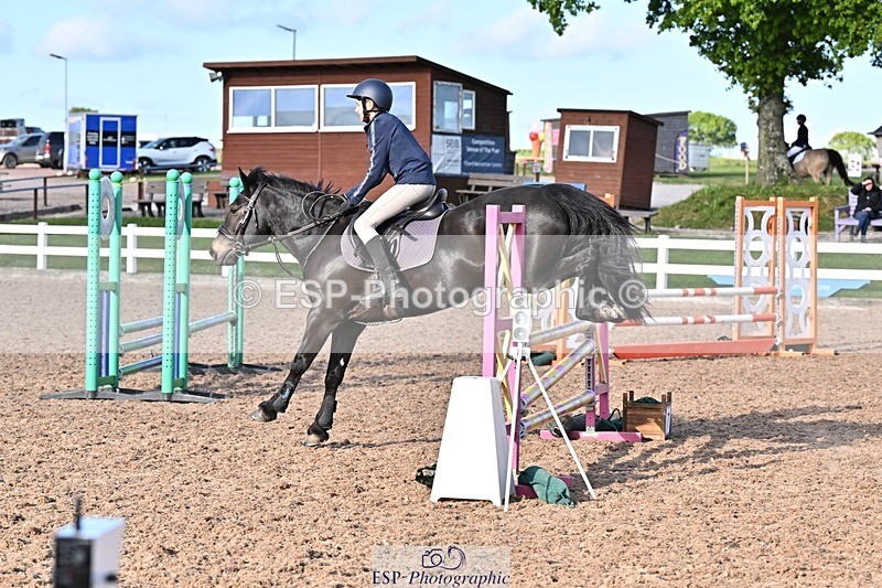 260512-183517-00614 - 90cm Classes