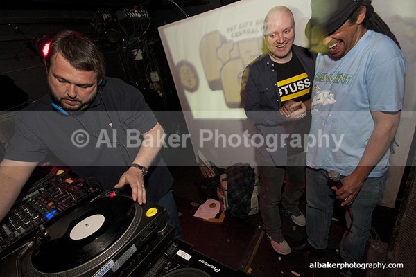 05 - Friends-&-Family @ the-roadhouse 02.05.15 (a)