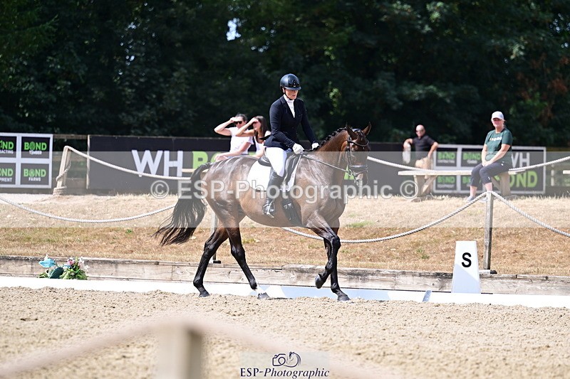 260802A-110745-05479 - Novice Silver break - break