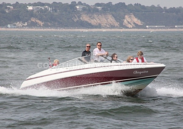 090524 CHIQUITA IMG_2782 - Motorboats - Open