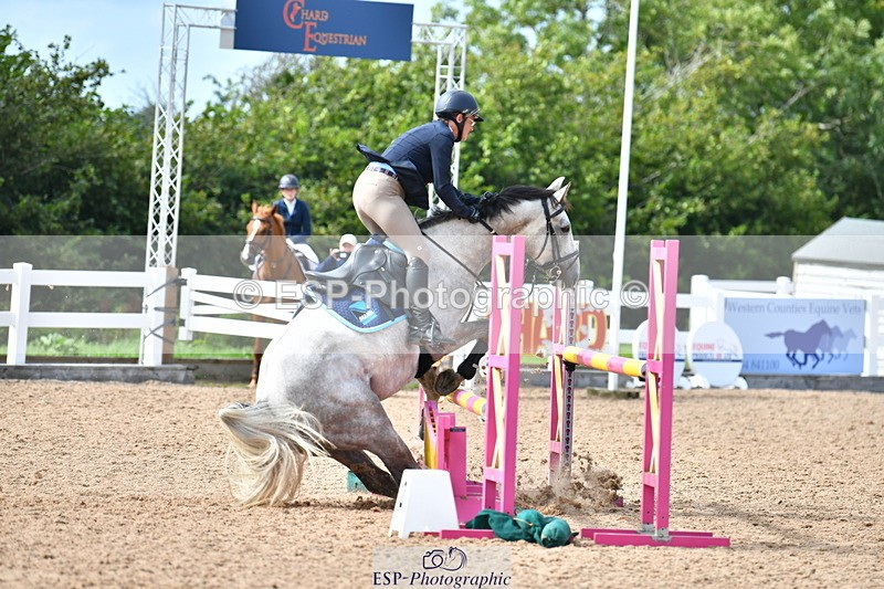 230819A-152836-01035 - Cls 32 95cm Amateur Qualifier